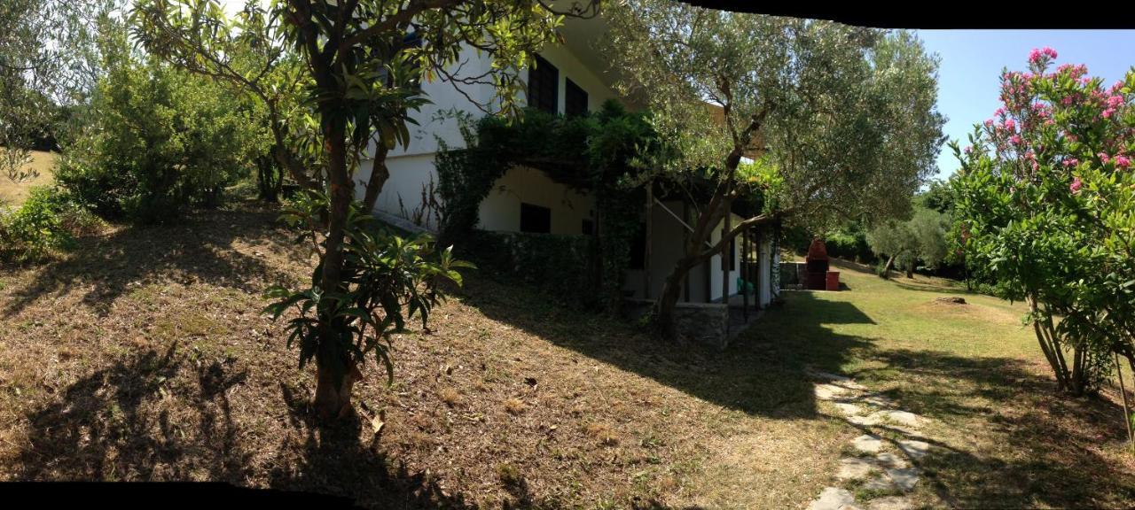Secluded 1.8 Acre Garden Villa, For Exclusive Use With Stunning Views. Kalandra Luaran gambar